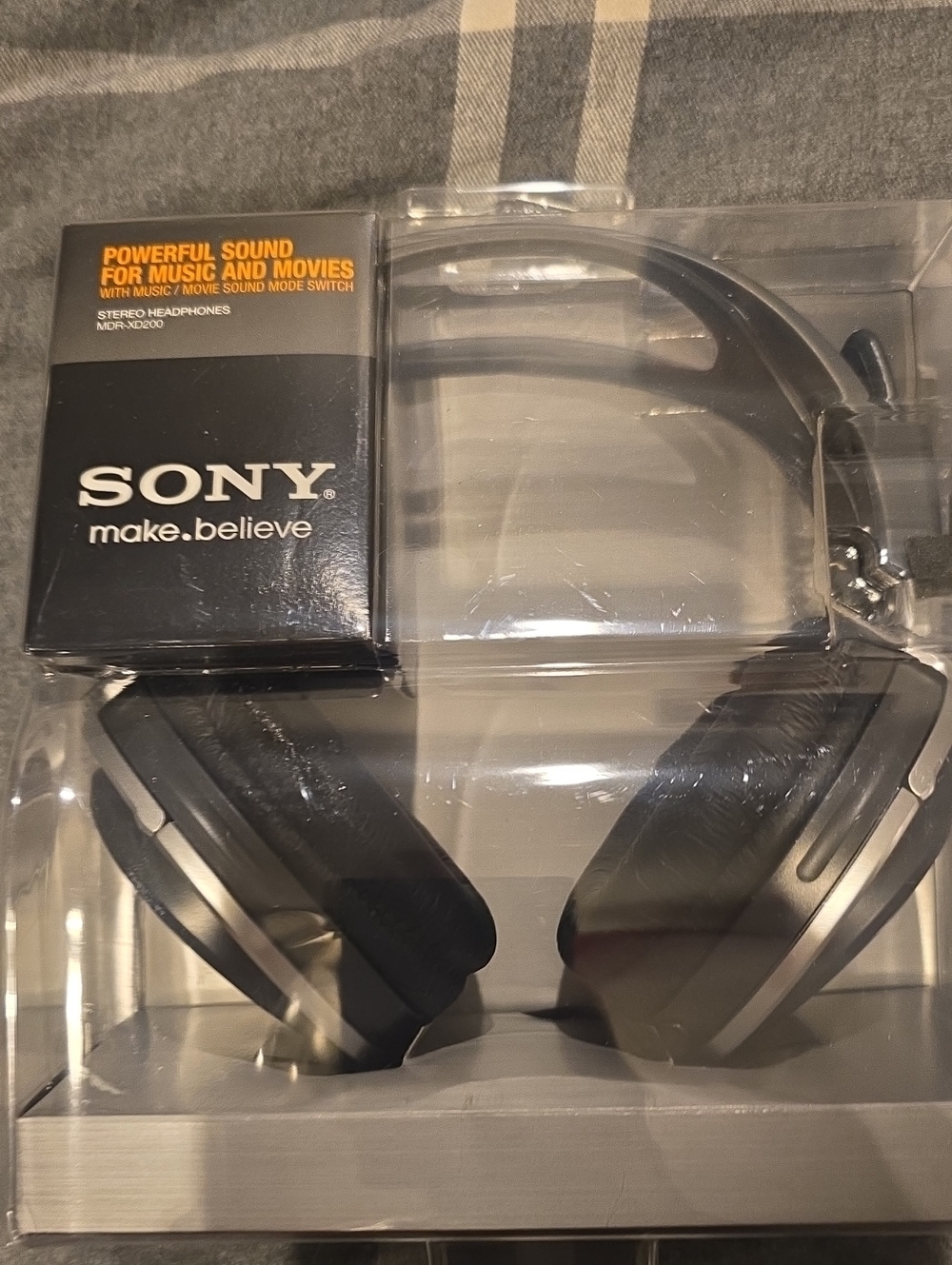 Sony Black Over-Ear Stereo Headphones with Cushioned Earcups